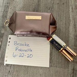 Glam Doll & Oops Remover